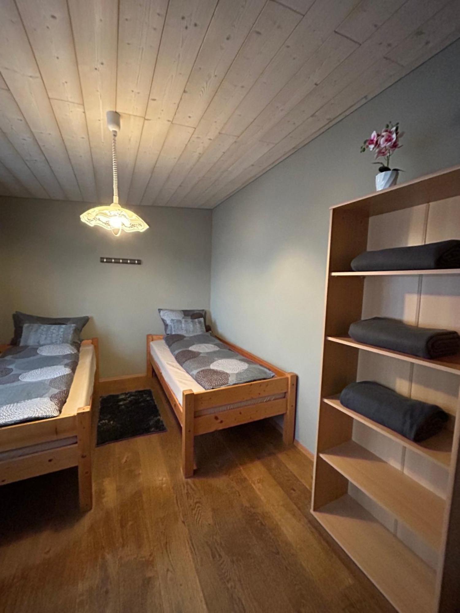 Roth Apartment *